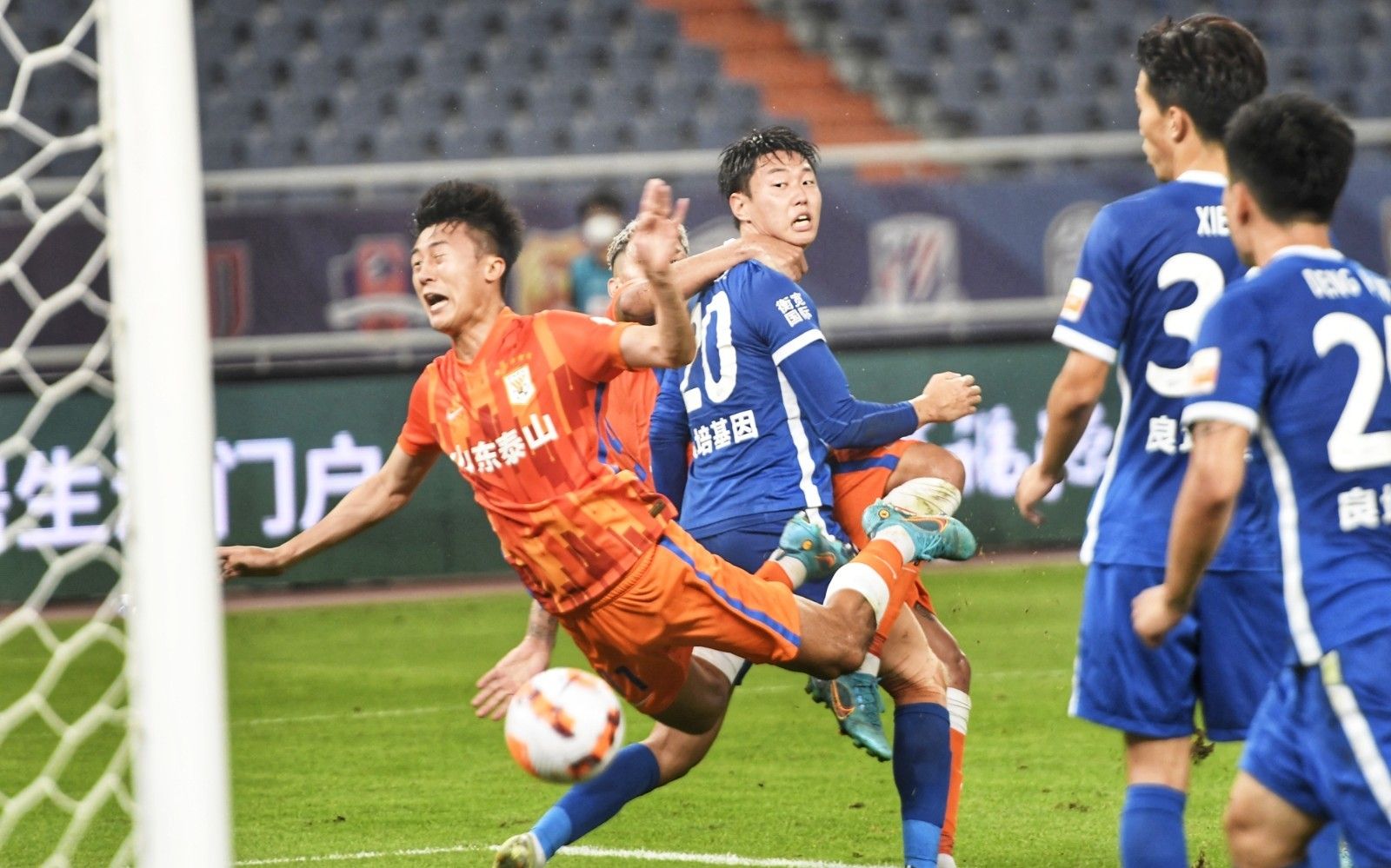 足球国足U23小将爆射破门，引网友赞叹