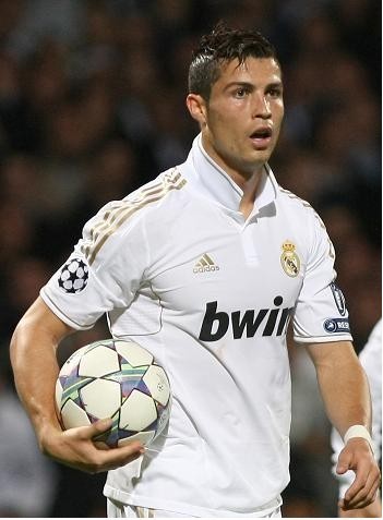 卡利亚里vs萨索洛 比萨vs拉齐奥