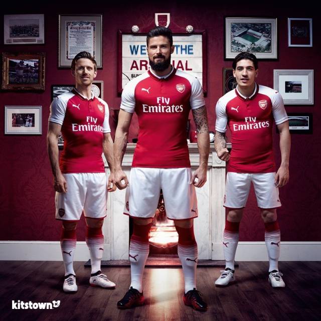 纳尼：弗格森时代不会发生被球员抨击，C罗鲁尼也乖乖听话（纳尼：弗格森时代没人敢公开抨击，连C罗、鲁尼也很听话）