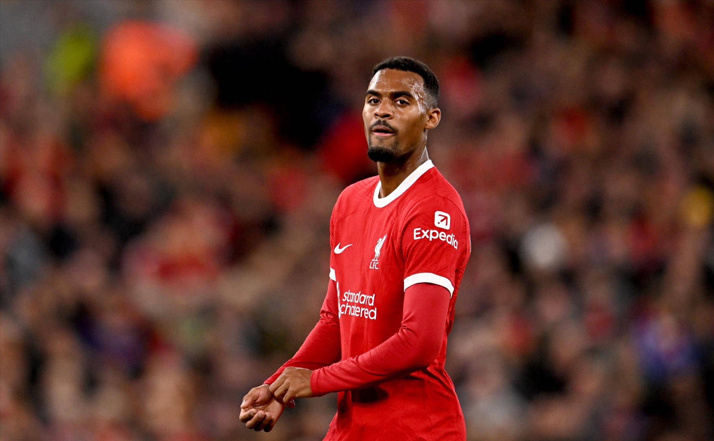 六台：如果皇马输给阿拉维斯，阿隆索会立刻被解雇