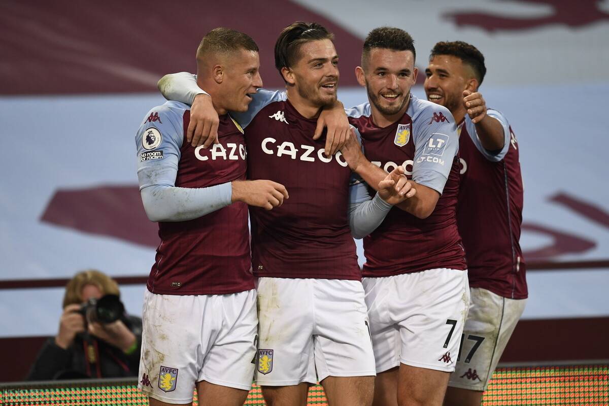 杜兰特中投精准，全场欢呼