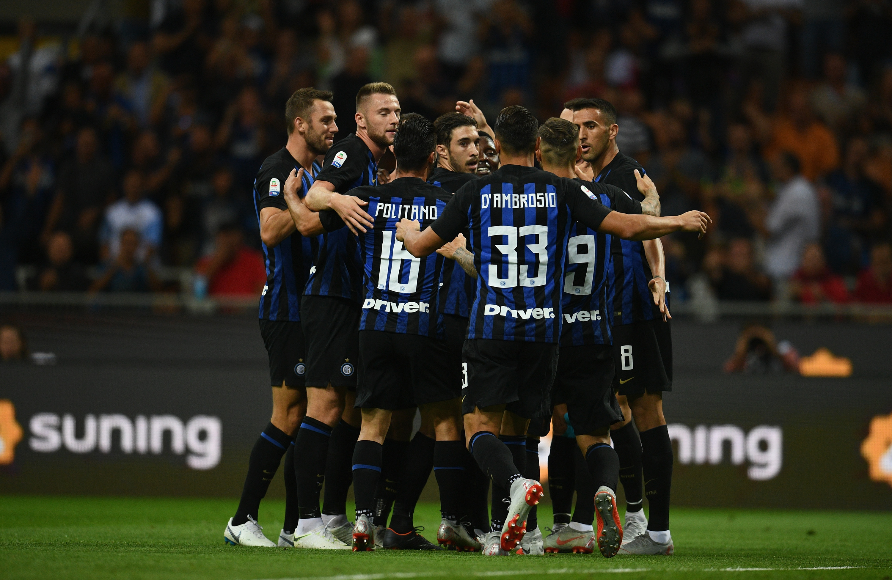 美洲杯新秀大放异彩