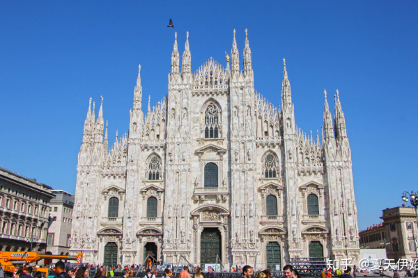 广州足球名宿温志军携手多名现役球员体验盲人足球（广州足坛名宿温志军联手多位现役球员走进盲人足球体验）