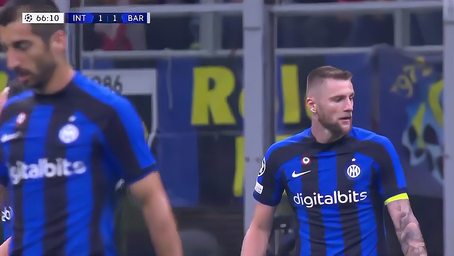 安布：邵佳一与此前的混乱划清界限，是国足非常好的主帅人选