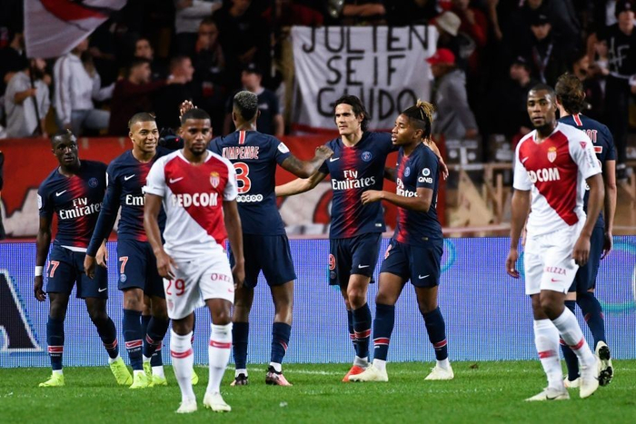 每体：巴萨冬窗优先考虑租借中卫，或者1月可自由离队的目标（每体：巴萨冬窗补强中卫以租借为先，同时关注1月可自由离队的球员）