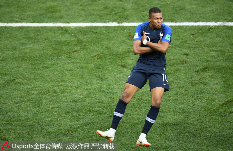 穆勒：我很享受加拿大的自由，但有时也会想念拜仁的高压环境（穆勒：在加拿大我享受自由，但偶尔仍会怀念拜仁的高压节奏）