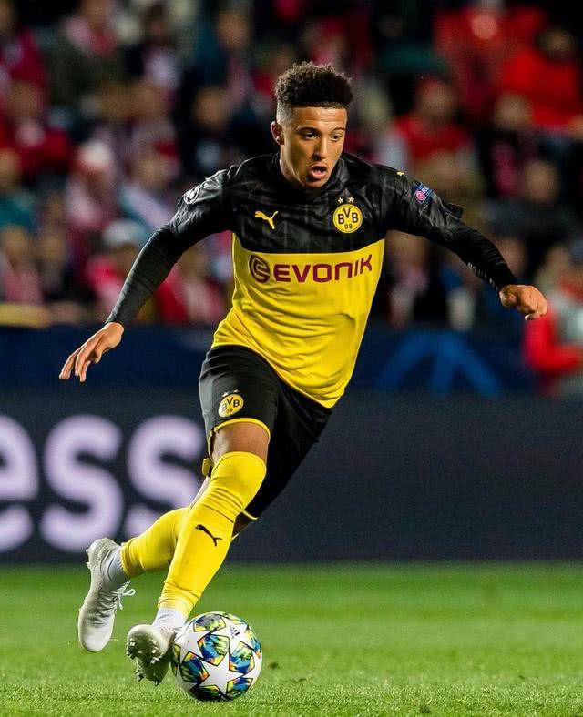 这11月全胜的马竞放到英超踢得过富勒姆吗？（11月全胜的马竞若征战英超，能赢富勒姆吗？）