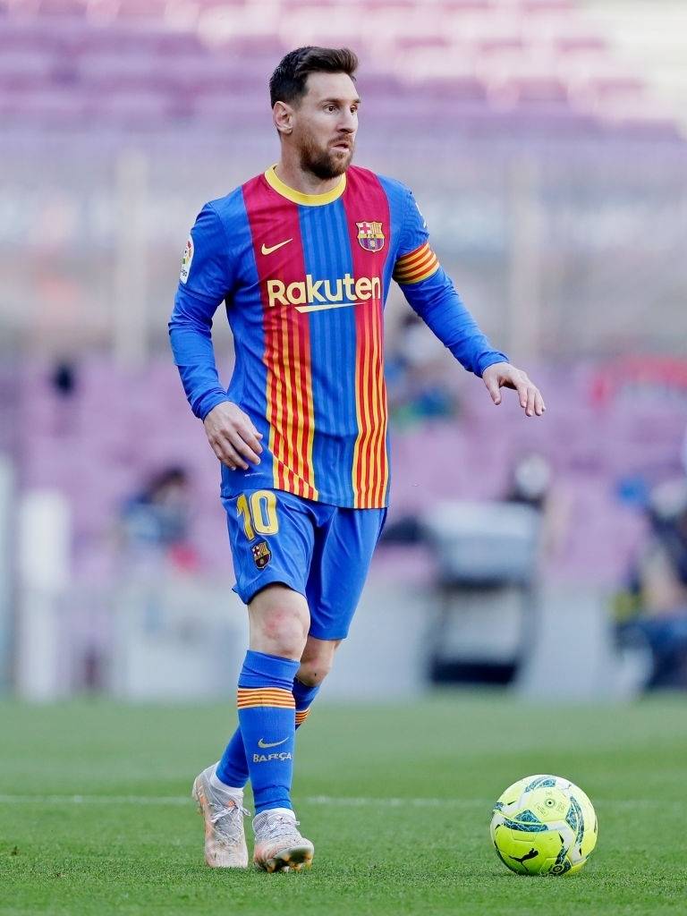 外媒：因科隆对马拉要价过高，拜仁接触波兰17岁边锋新星（外媒：科隆抬高马拉身价，拜仁转洽17岁波兰边锋新星）