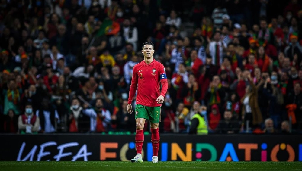 南野拓实：佐野海舟的传球很棒；我们本场战术重点就是抢开局