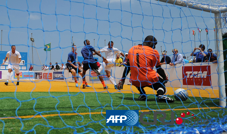 沃勒尔：不管留在巴萨还是转会，特狮要参加世界杯都必须登场（沃勒尔：无论留在巴萨还是转会，特狮想去世界杯就必须获得出场机会）