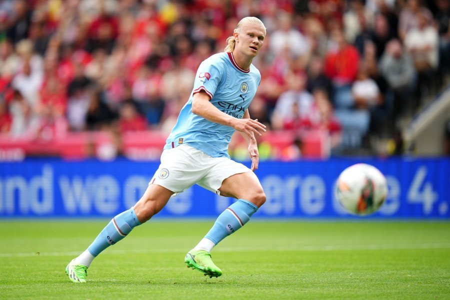 布冯：迈尼昂展现决定性作用，想夺冠的球队必须要有这种门将