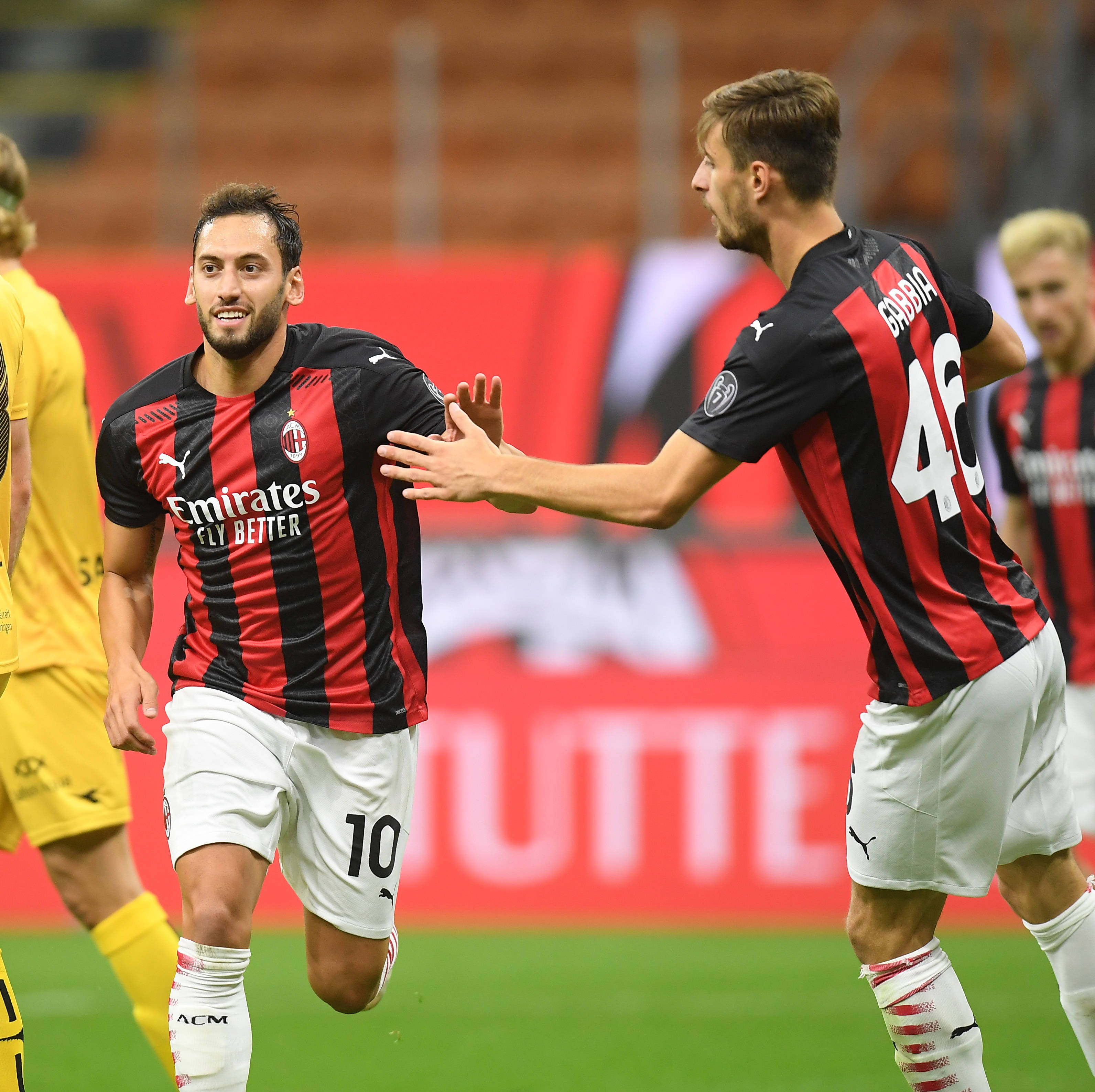 王长庆回应“摘桃”：启蒙不是我带的就算摘桃？我们考察了200多人